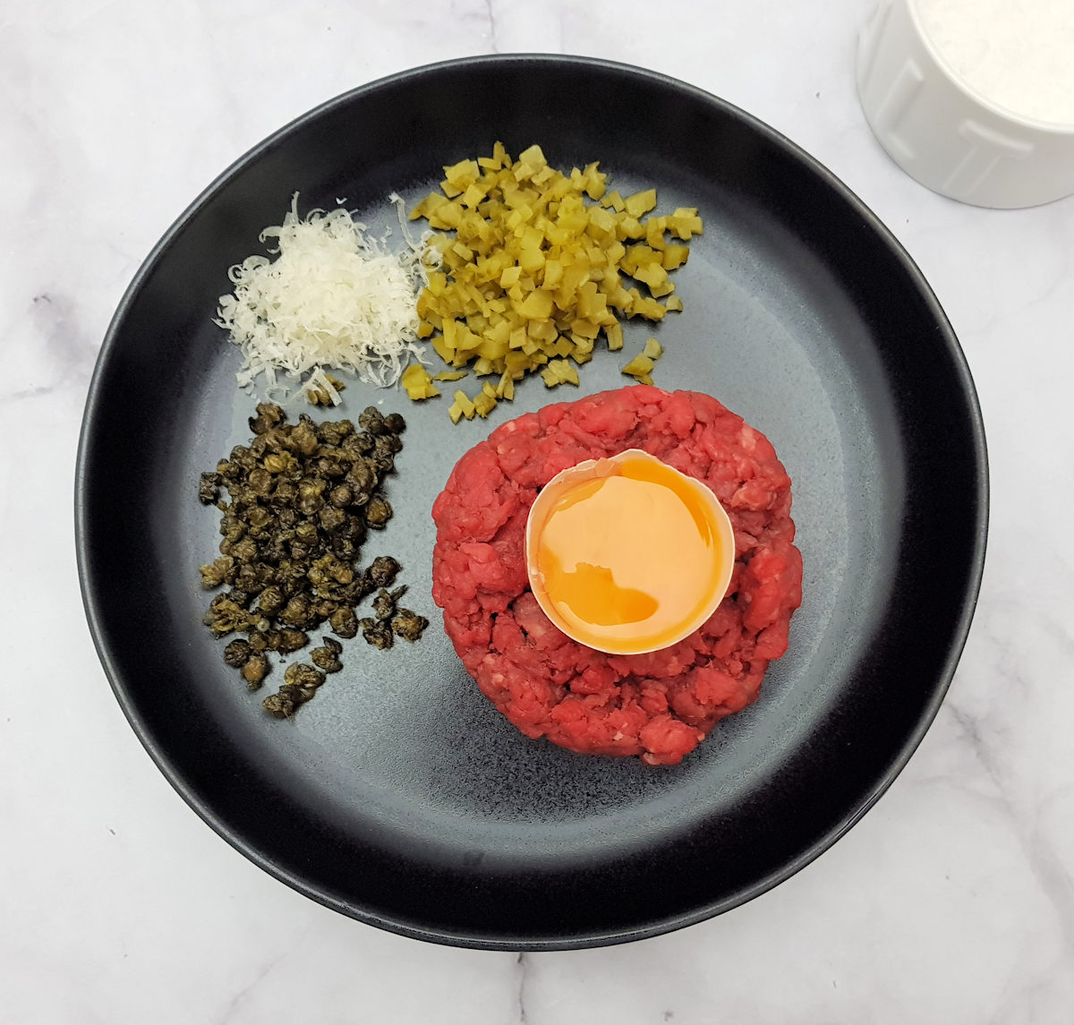Steak Tartare With Crispy Capers Recipe Cuisine Fiend